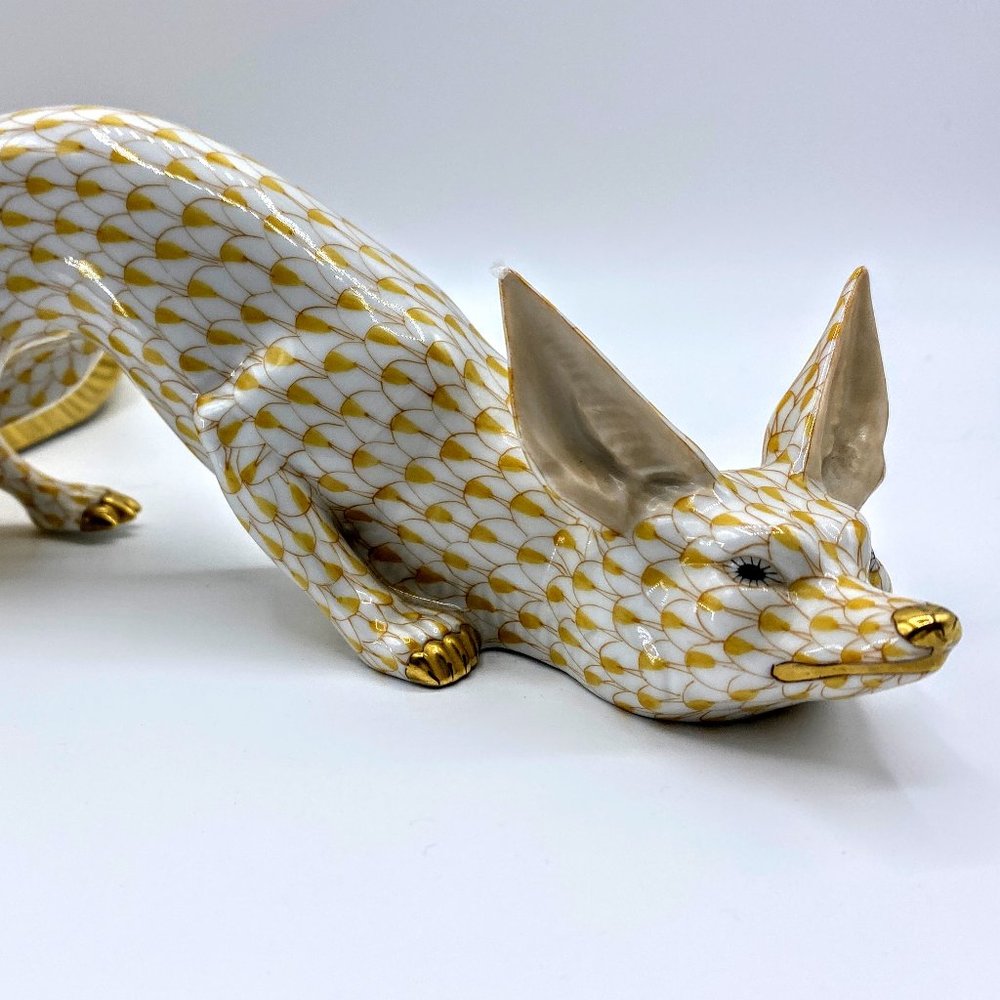 Herend Hungary hand painted yellow fishnet 24K accent Figurine Large Sneaky Fox - Picture 1 of 13